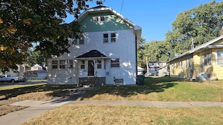 836 Western Ave, Waterloo, IA 50702