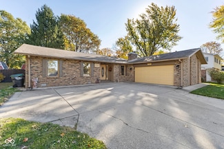 751 Lindenwood Dr, Greenwood, IN 46142