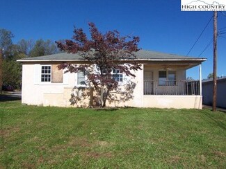3151 Highland Ave NE, Hickory, NC 28601