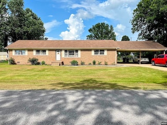 874 Gum St, Union City, TN 38261