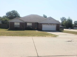13721 Carrington Place Dr, Alexander, AR 72002
