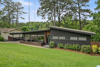 1569 Valley View Cir, Birmingham, AL 35209