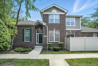 6602 Pine Lake Dr, Tinley Park, IL 60477