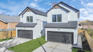 2217 Lee St, Houston, TX 77026