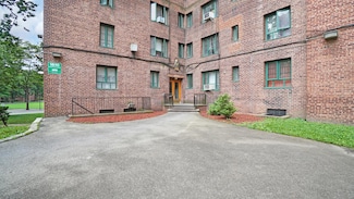 1610 Metropolitan Ave Unit 6H, Bronx, NY 10462