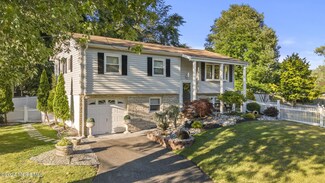 1 Neal St, Jackson, NJ 08527