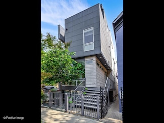 1729 W Potomac Ave, Chicago, IL 60622