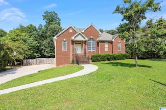 148 Grande View Ln, Maylene, AL 35114