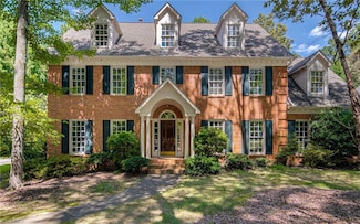 4208 Cabarrus Ct E, Greensboro, NC 27407