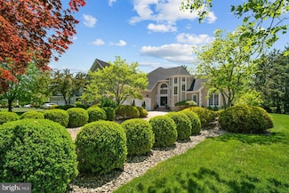17 La Costa Ct, Skillman, NJ 08558