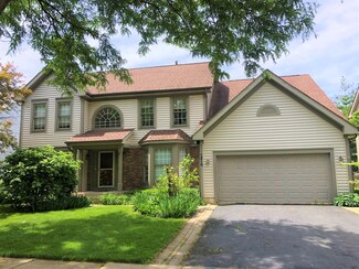 1210 N Elma Ave, Elgin, IL 60120