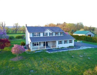 1033 Miller Rd, Nazareth, PA 18064
