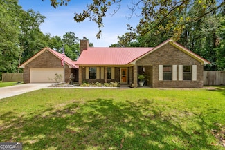 70 Buntin St, Woodbine, GA 31569