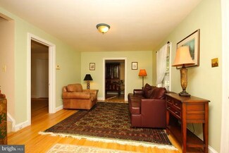 1920 N Lexington St, Arlington, VA 22205