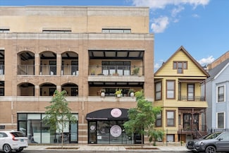 1425 W Belmont Ave Unit 3, Chicago, IL 60657