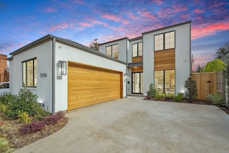 7506 Caillet St, Dallas, TX 75209
