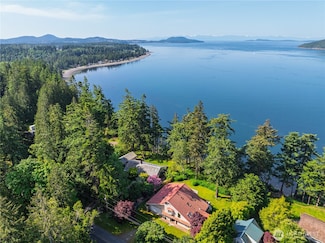 5398 W Shore Rd, Anacortes, WA 98221