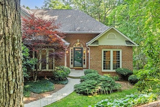 741 Zelda Ct, Hendersonville, NC 28792