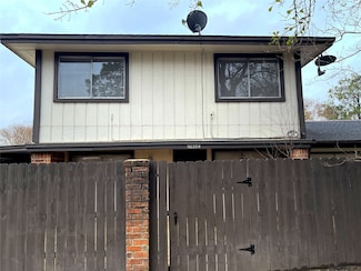 12023 Greenwood Forest Dr Unit B, Houston, TX 77066