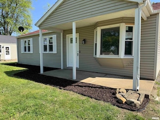 406 Joliet Rd, Marquette Heights, IL 61554