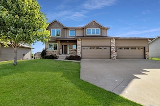 3555 NW 164th St, Clive, IA 50325