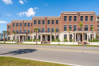 342 Broad St, Charleston, SC 29401