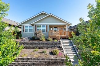 3330 NW Birch Ave, Redmond, OR 97756