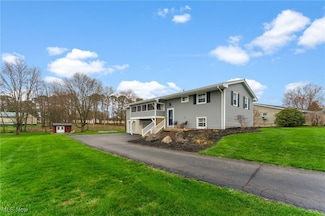 46550 Dogwood Cir, New Waterford, OH 44445