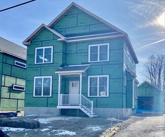 12 Warner St, Northampton, MA 01062