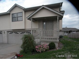 2826 Cronin Dr, Springfield, IL 62711