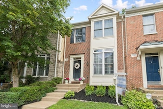 11742 Valley Ridge Cir, Fairfax, VA 22033