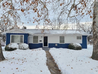 426 N Pine St, Lindsborg, KS 67456