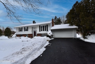232 van Aernem Rd, Ballston Spa, NY 12020