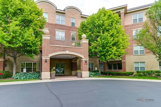 2700 Summit Dr Unit 306, Glenview, IL 60025