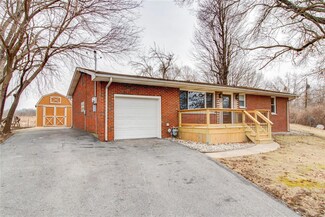 429 Oak St, East Alton, IL 62024