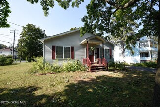 242 Edward St, Schenectady, NY 12304