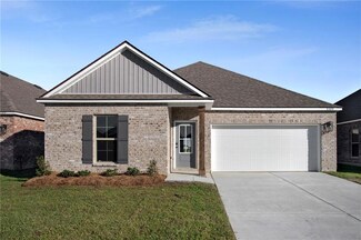 5309 Bypass Breeze Dr, Slidell, LA 70461