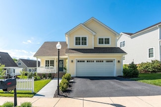 210 Bell Creek Dr, Staunton, VA 24401