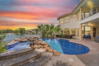 5 Camden Ct, Sugar Land, TX 77479