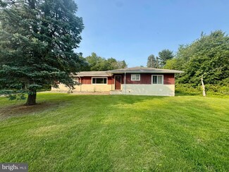 782 Erial Rd, Blackwood, NJ 08012