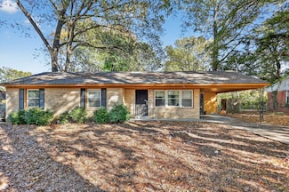 4970 Lochinvar Rd, Memphis, TN 38116