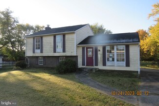 14 Sandy Spring Ln, Thurmont, MD 21788