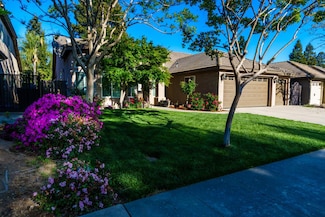 9930 N Rowell Ave, Fresno, CA 93720