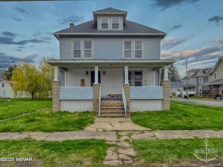 402 N Lincoln Ave, Jersey Shore, PA 17740