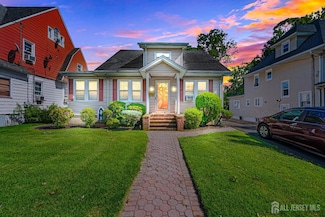 305 Penfield Place, Dunellen, NJ 08812