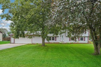 7184 Mill Rd, Hugo, MN 55038