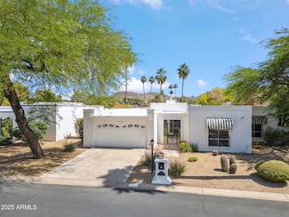 113 E Boca Raton Rd, Phoenix, AZ 85022