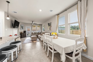 2050 W Darlington Oak Ct, Conroe, TX 77304