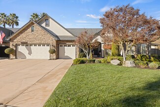 245 N Stokes Ct, Visalia, CA 93291