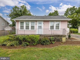 1614 Ruxton Rd, Edgewater, MD 21037